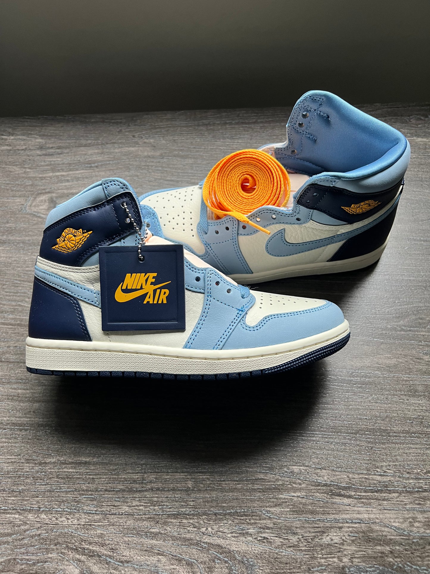 Air Jordan 1 Retro HI OG WMNS 6.5