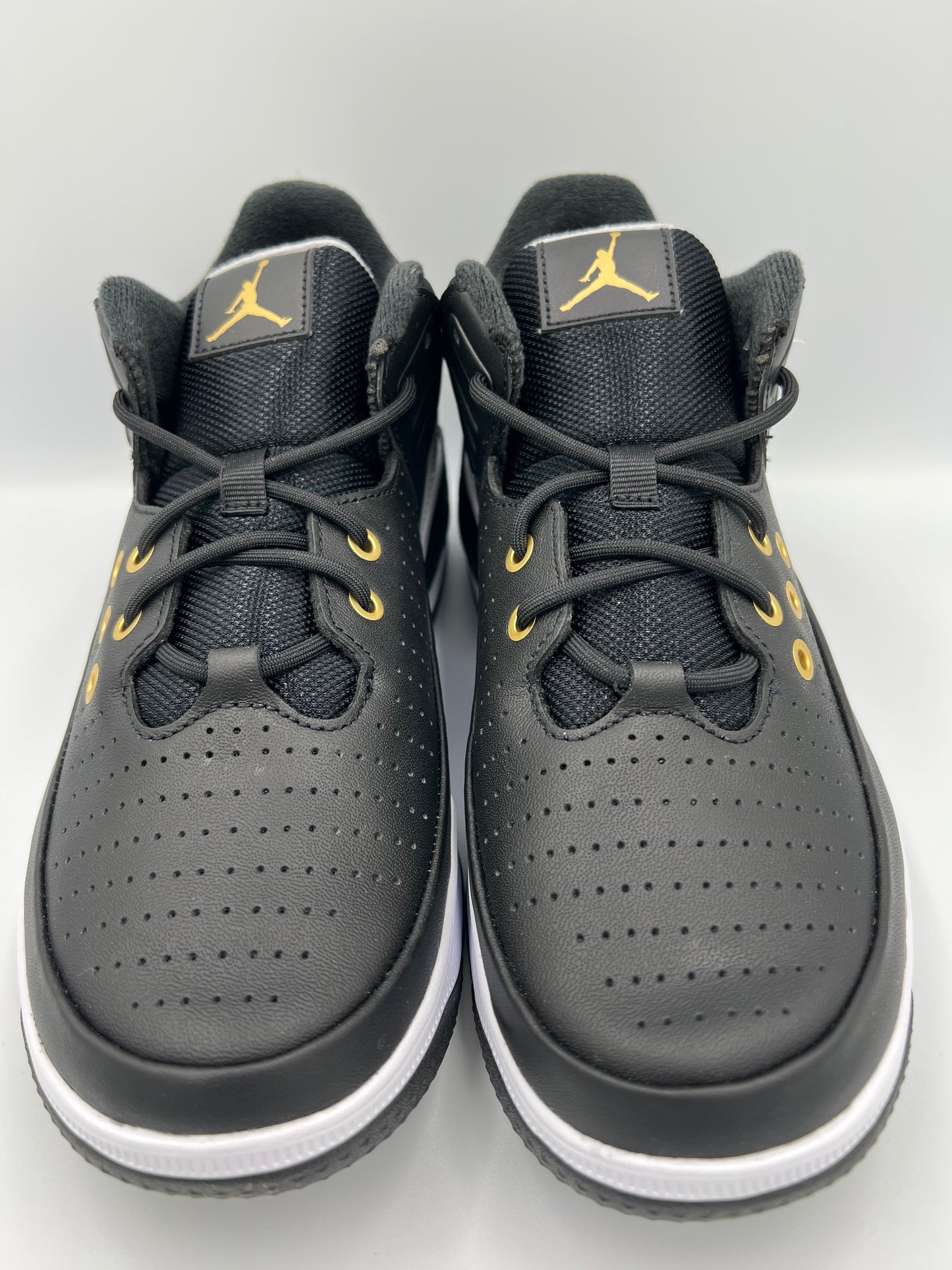 Jordan Max Aura black gold