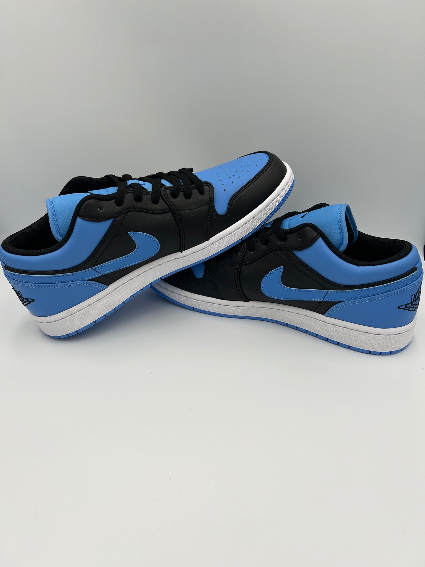 Air Jordan 1 Low black/university blue