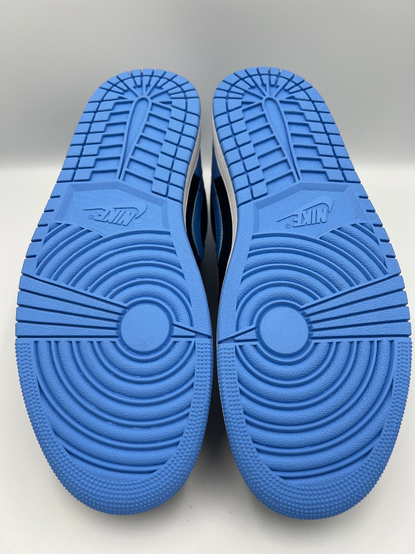 Air Jordan 1 Low black/university blue