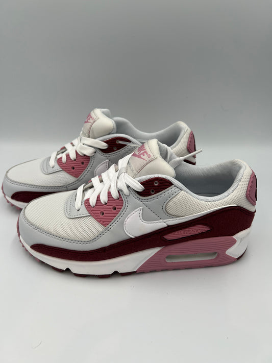 Air Max 90 SE size 5