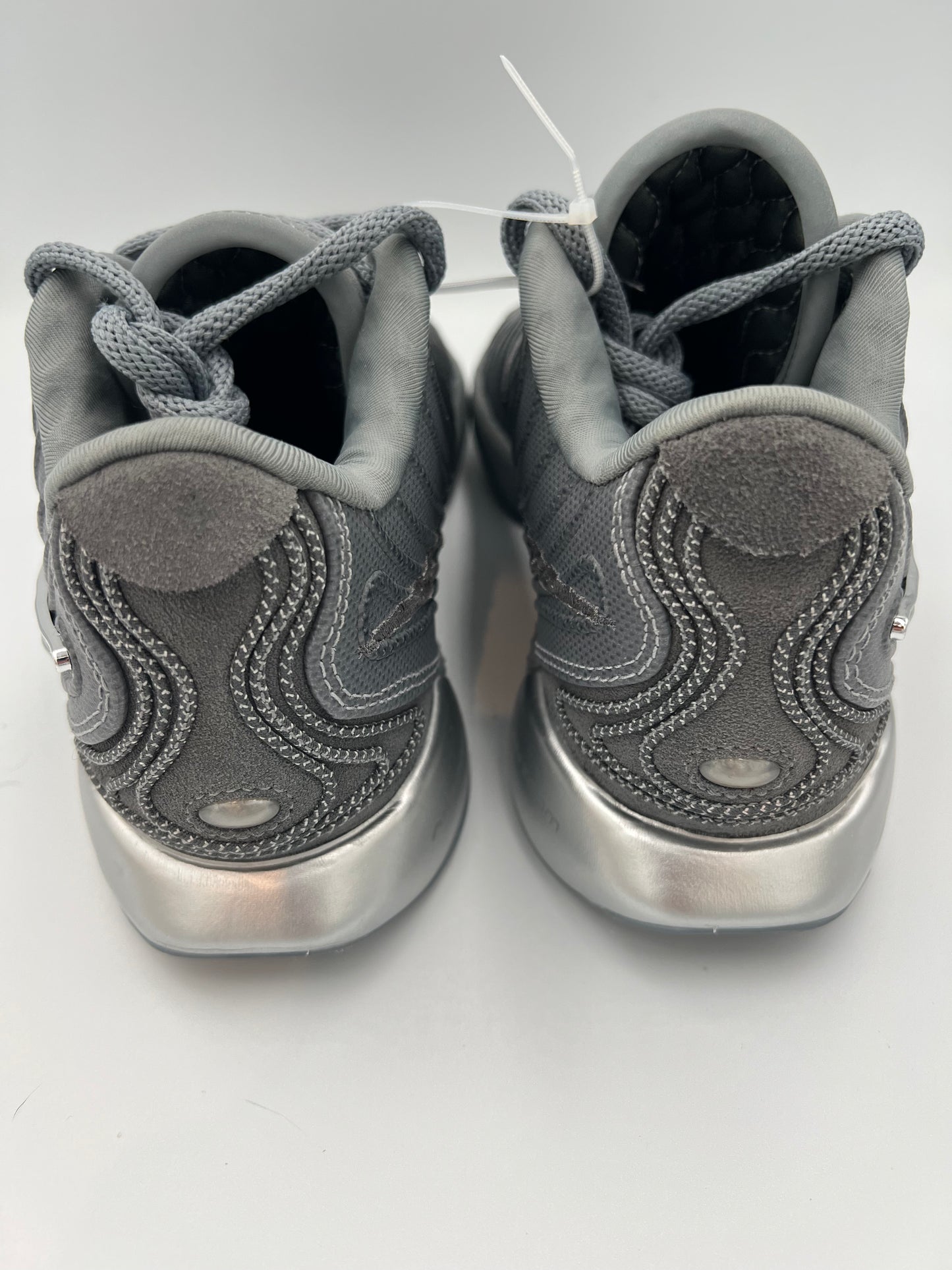 Nike LeBron XXI size 8 grey metallic silver