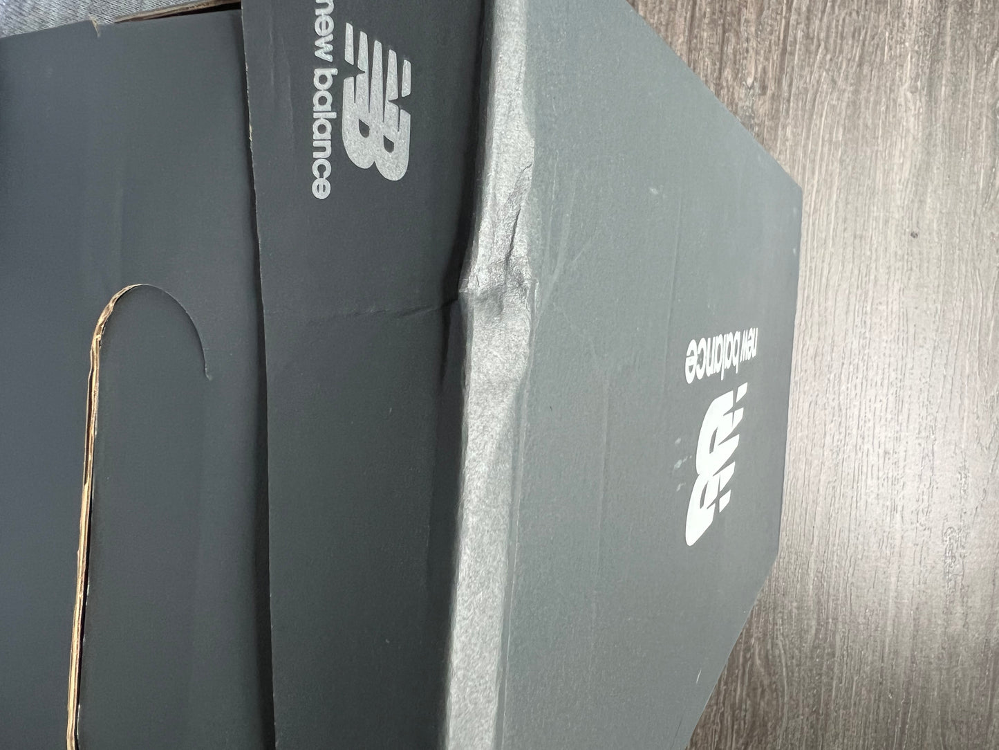 NIB 4.5 kids New Balance 740