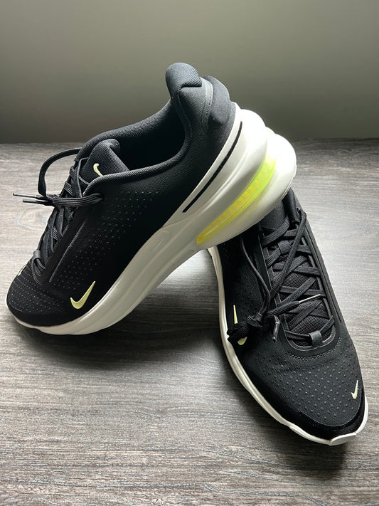NIke Air Zoom Upturn SC Men's 12/WMN 13.5